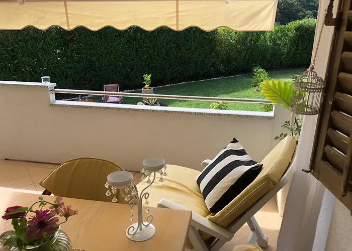 Apartament Natasa Palit